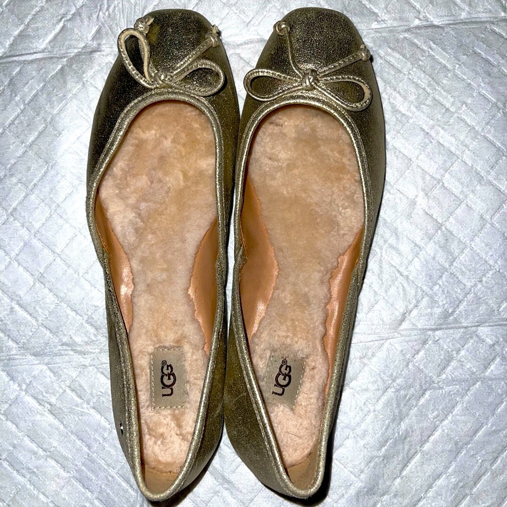 UGG Lena Women’s Flats Size 9